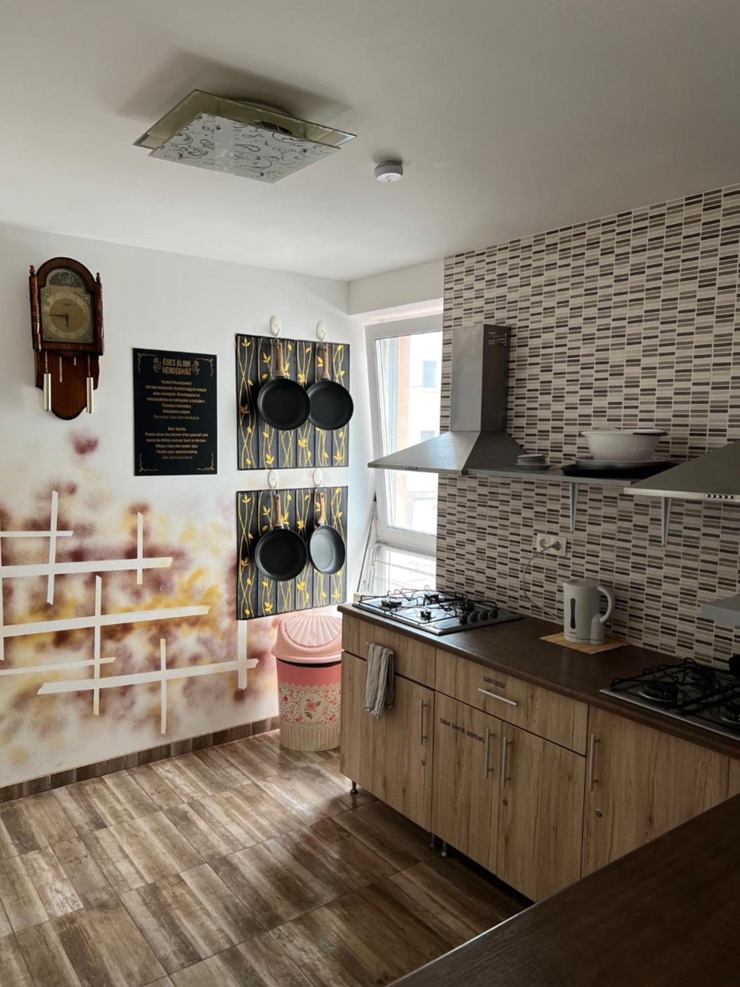 Sweet Dream Guesthouse Szeged Extérieur photo